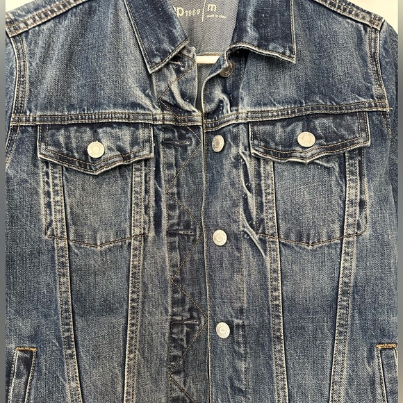 Gap woman’s Jean jacket - Medium - Picture 3 of 3